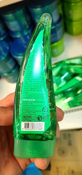 ewD9WeSsTBc.jpg?size=285x604&quality=95&